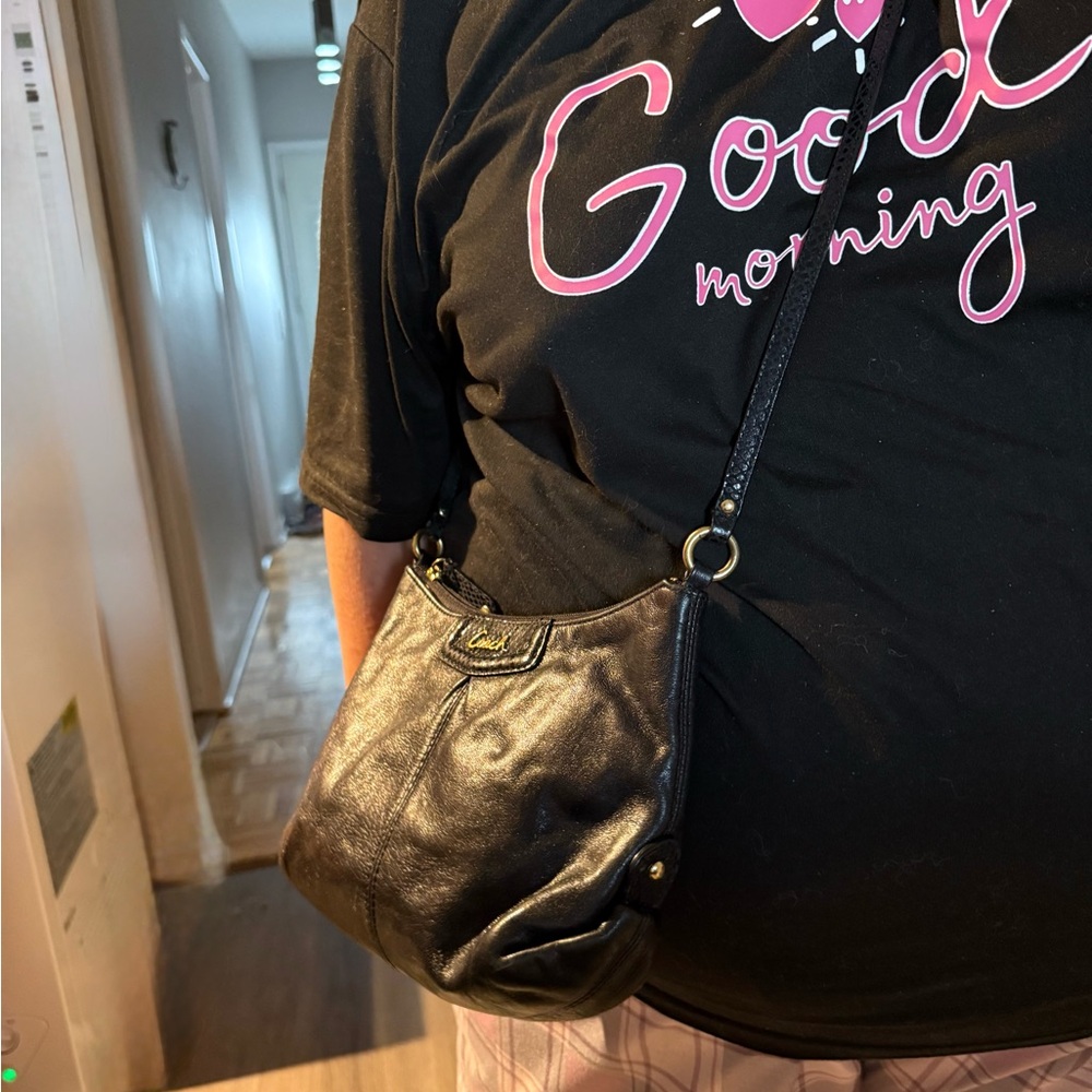 Coach Black Bag with Gold Accent - Picture 6 of 6
